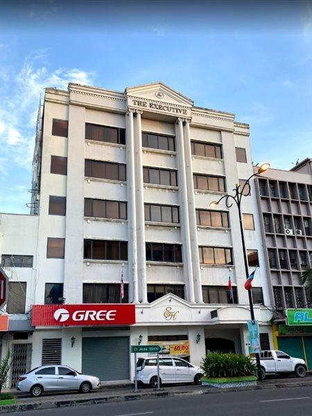 The Executive Hotel Lahad Datu Eksteriør billede