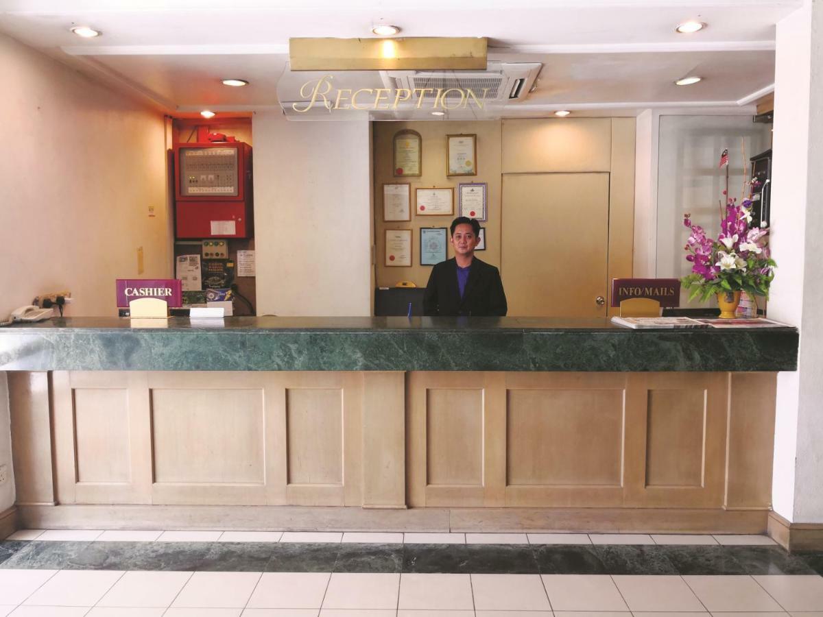 The Executive Hotel Lahad Datu Eksteriør billede